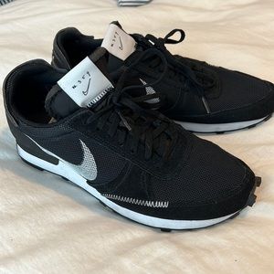 Nike DBreak-Type